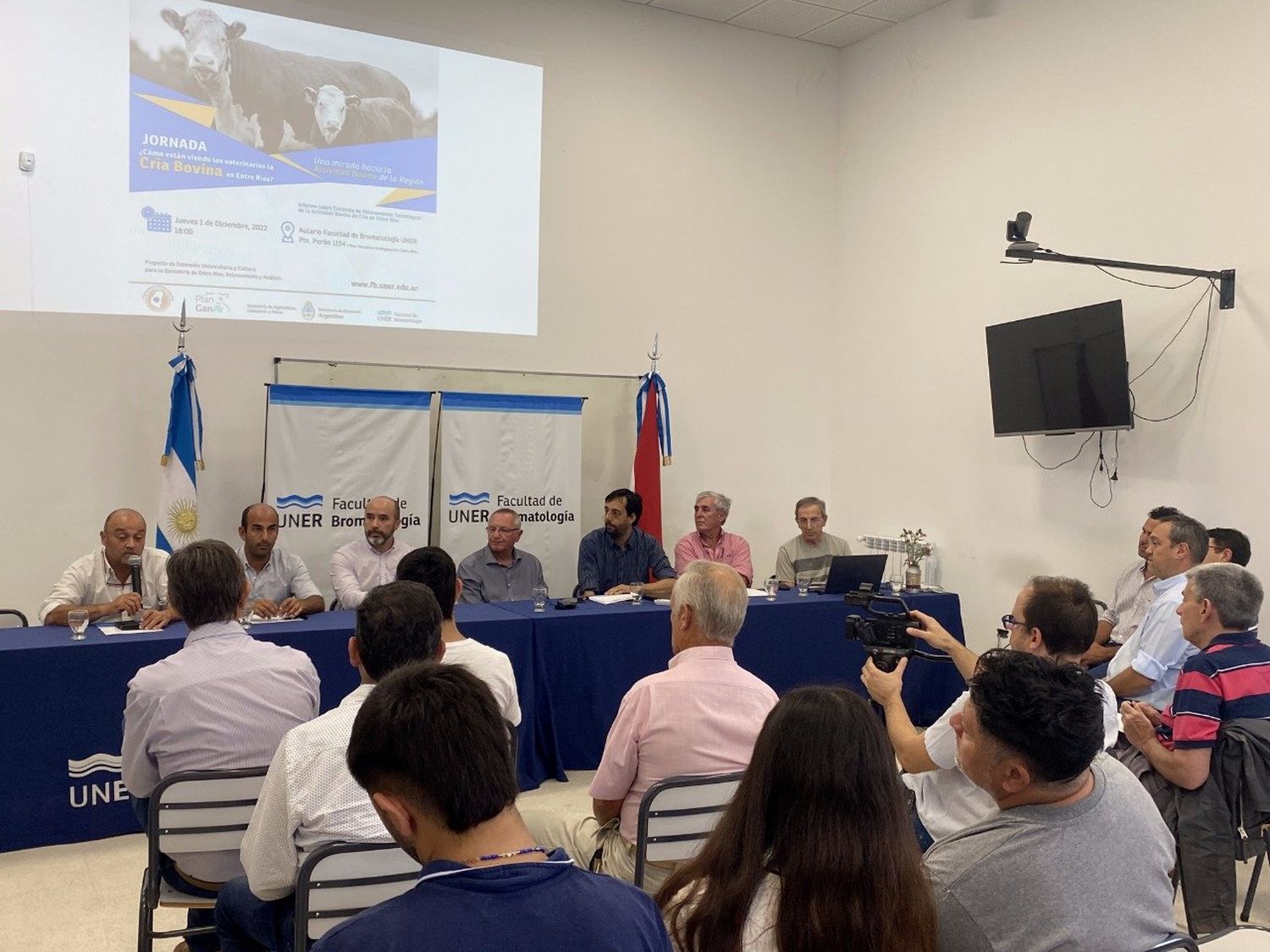 Se realizó en la Facultad de Bromatología UNER la presentación del informe sobre Cría Bovina en Entre Ríos