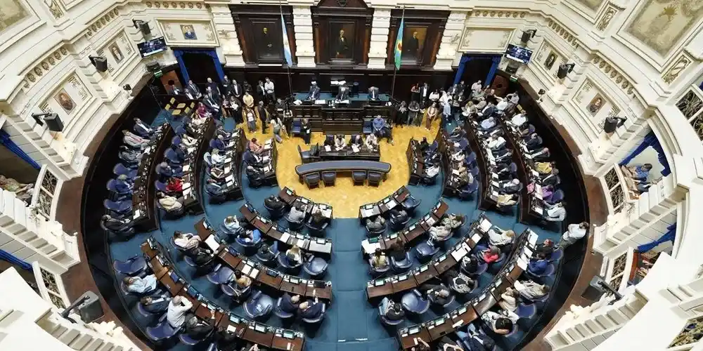 Diputados rompió la parálisis legislativa en la Provincia con una sesión copada por la discusión por zona fría
