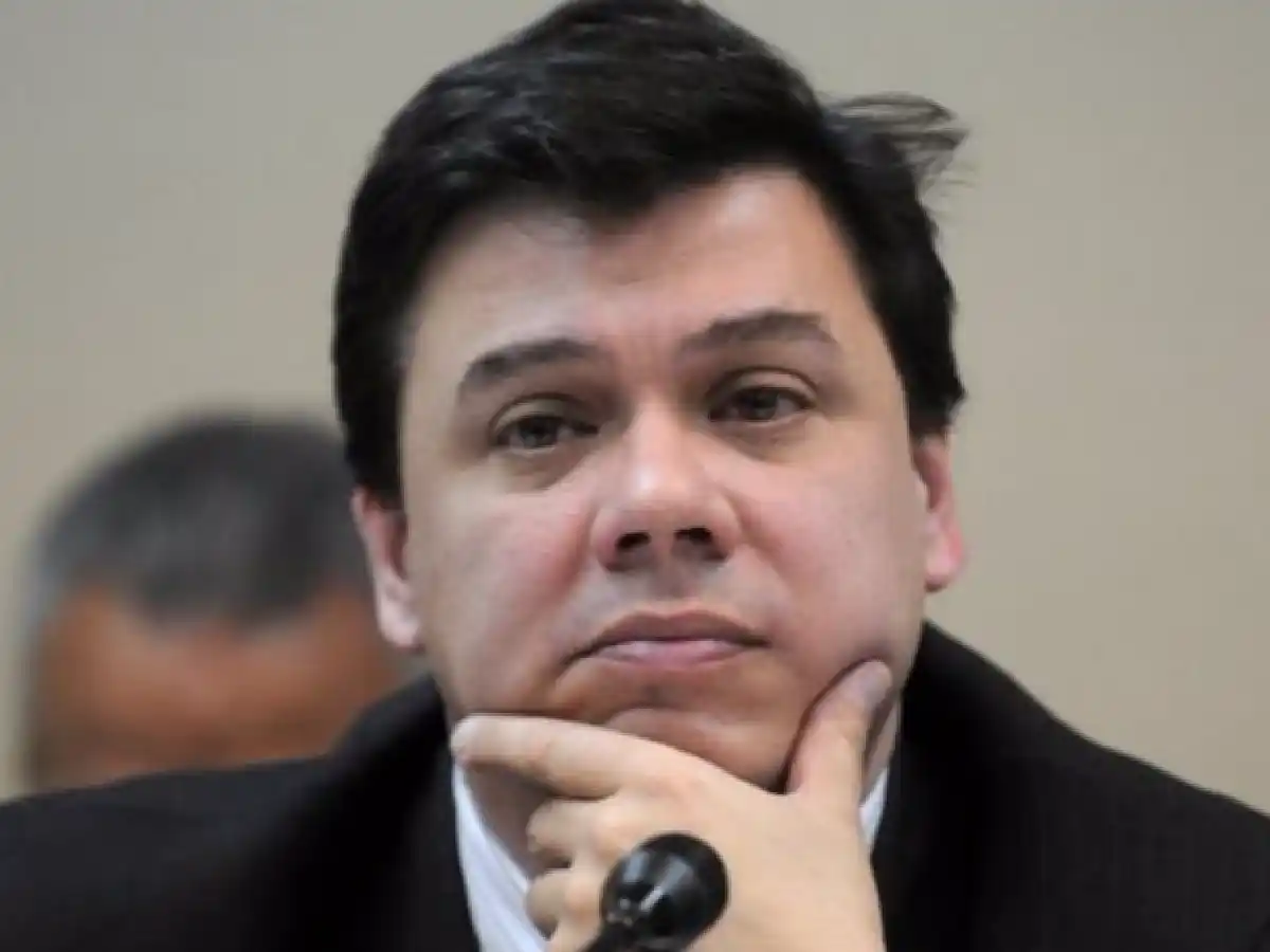 En diputados, Moroni defendió "incrementos salariales mínimos" para el sector privado