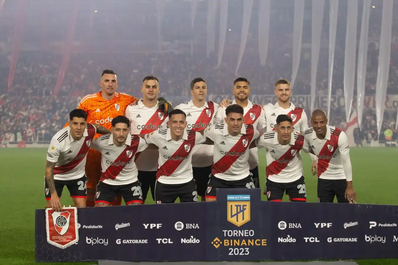 Días y horarios para los partidos de las Copas