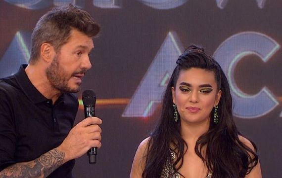 Tras su renuncia, la tandilense Ángela Leiva volvió a las pistas de ShowMatch y recibió un reclamo de Tinelli