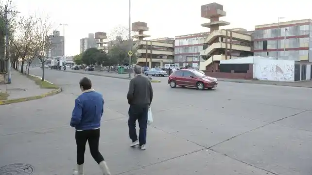 Tres allanamientos en el barrio Fonavi donde vive Alexis Camino