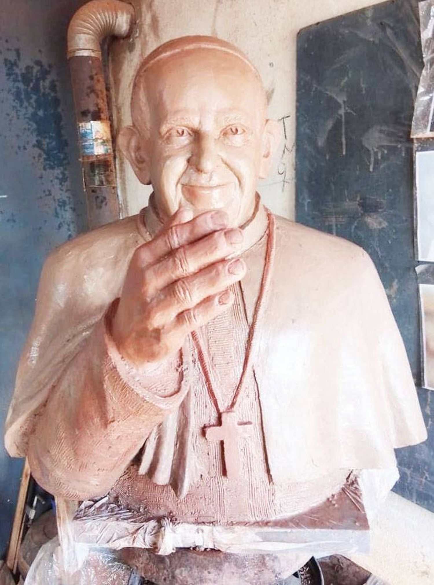 Un busto del Papa Francisco será colocado en la plazoleta que lleva su nombre