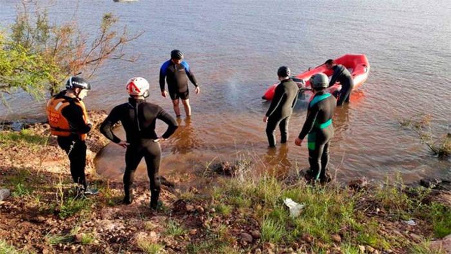 Hallaron el cuerpo del joven ahogado en aguas del lago de Salto Grande