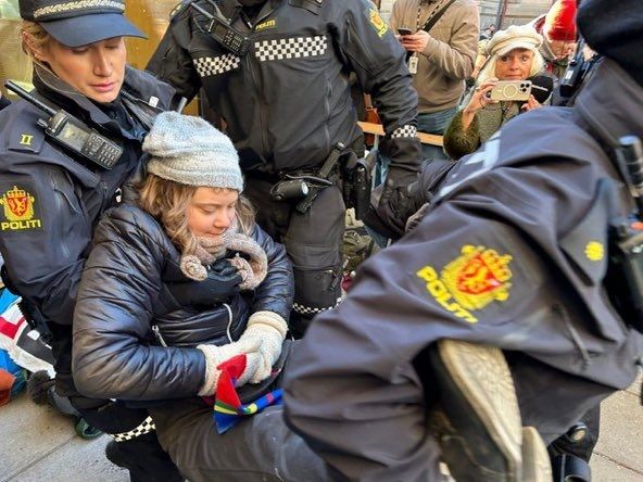 Detuvieron nuevamente a Greta Thunberg durante una protesta
