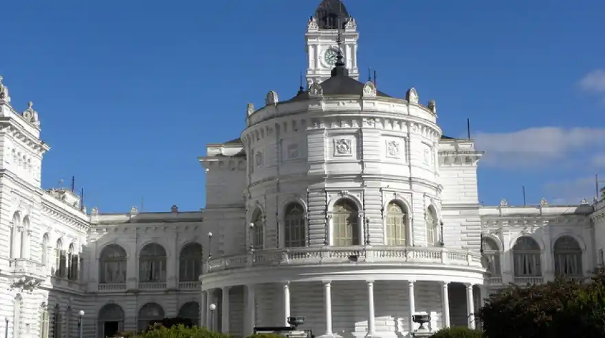 Se partió en tres el bloque de concejales de Juntos por el Cambio en La Plata