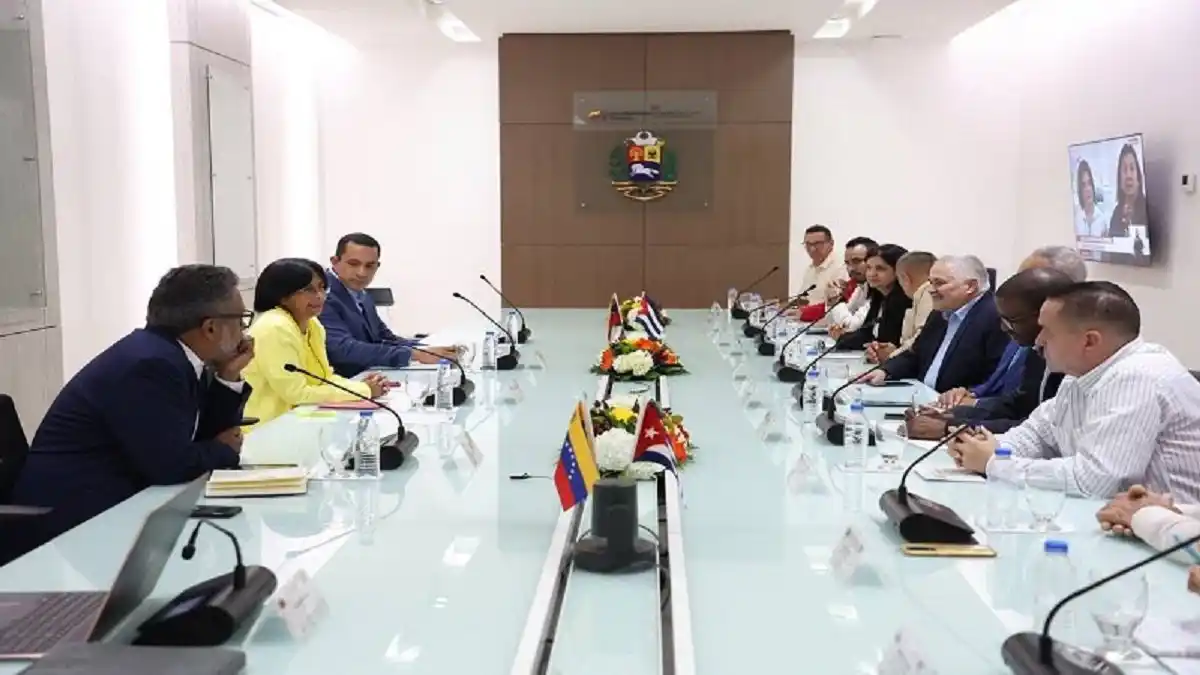 VENEZUELA Y CUBA refuerzan acuerdos de cooperación económica (+Detalles)