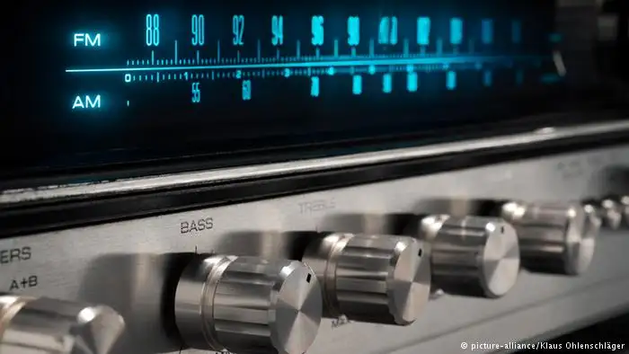 Noruega inicia el apagado de su red de radio FM