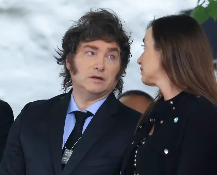 Milei y Villarruel en actos separados por Malvinas.