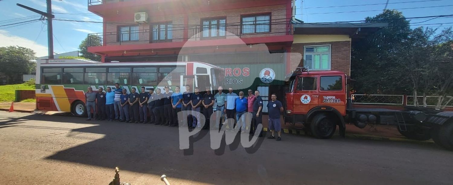 Unidades donadas a los bomberos Voluntarios de Montecarlo