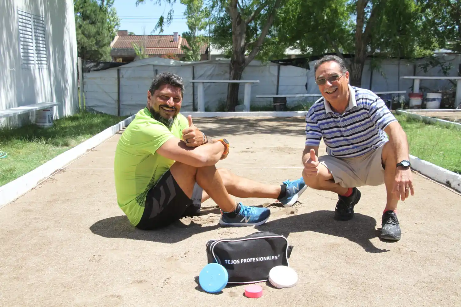 El Centro de Jubilados de Claromecó organizan un torneo de tejo