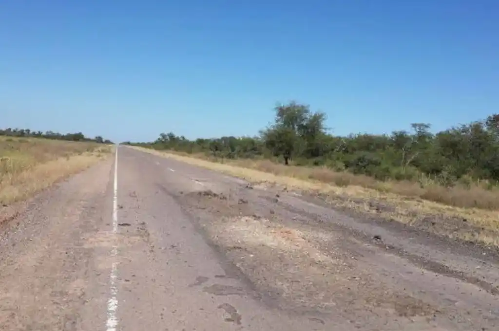 Hallaron un menor maniatado sobre la ruta