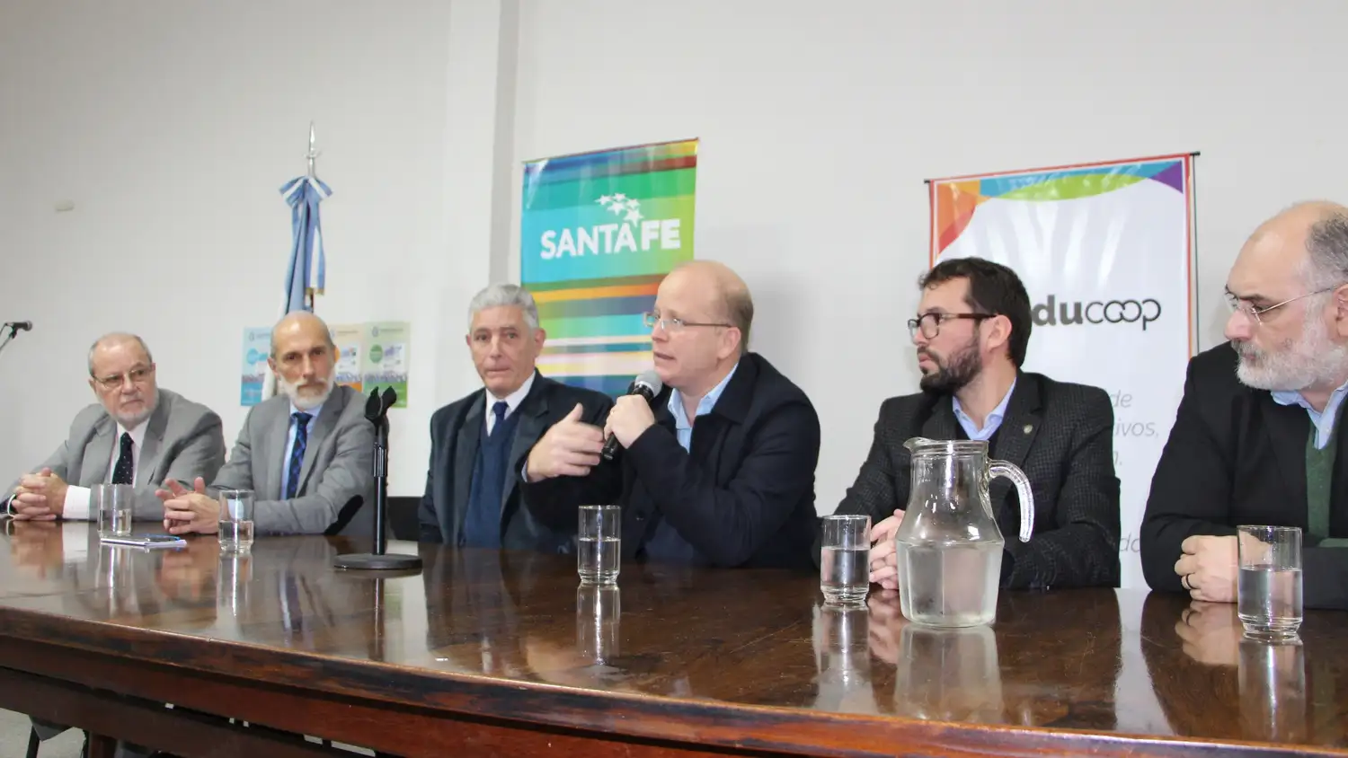 La provincia apuesta a generar conocimiento en el movimiento cooperativo
