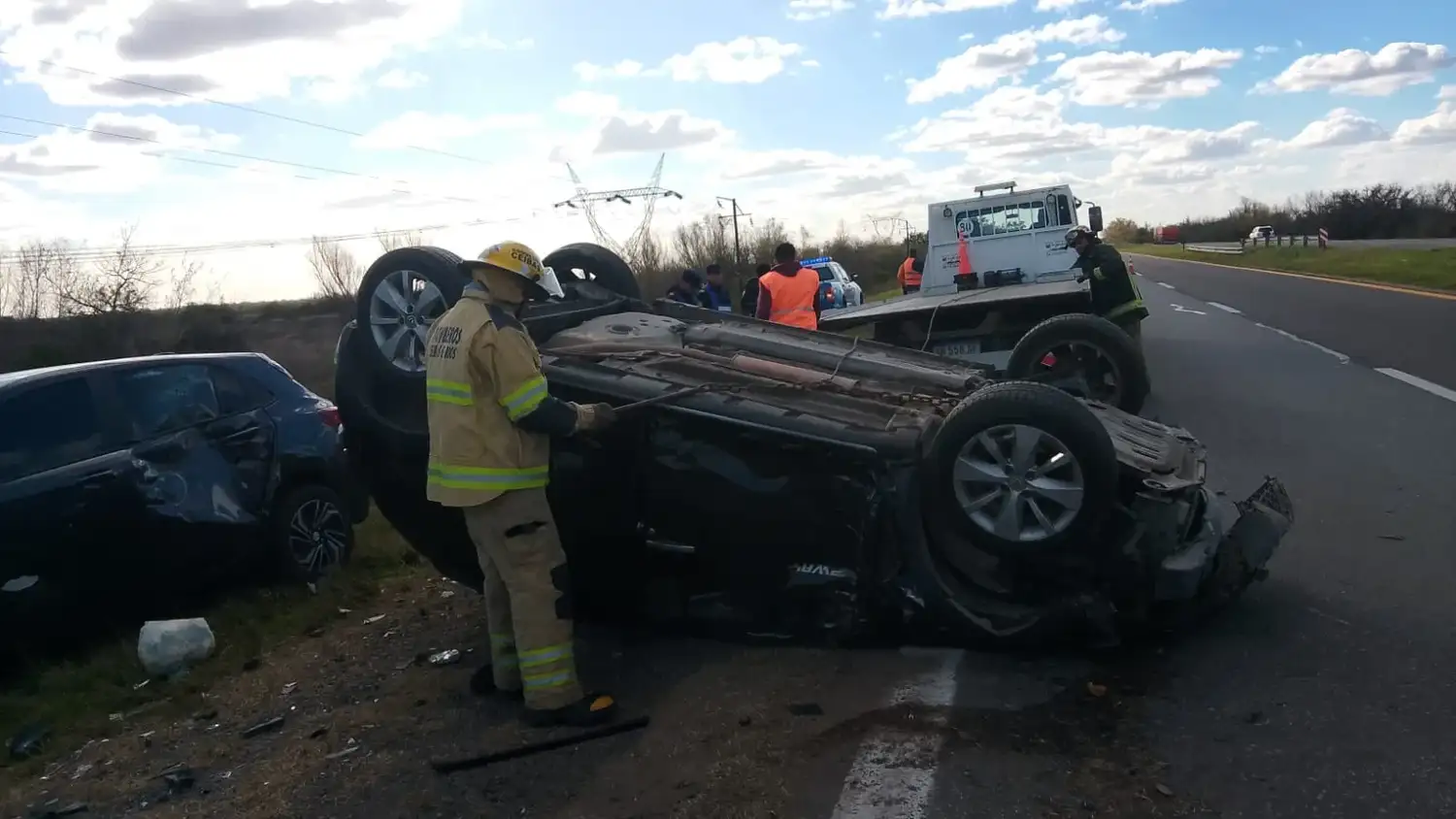 Choque frontal y vuelco en la Autovía 12: un hombre de 79 años resultó herido