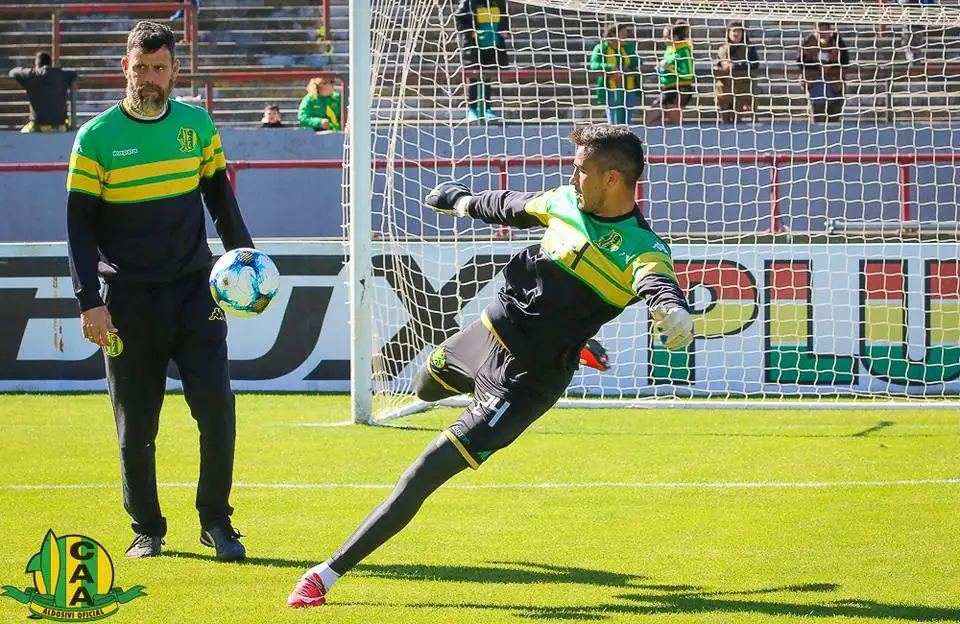 Sebastián Moyano: “Pueden traer otro técnico, pero los que debemos mejorar somos nosotros”