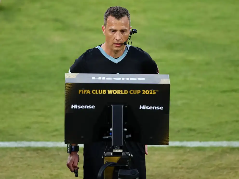 VAR