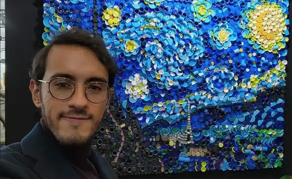 ¡Spider-Man come arepas en Caracas!