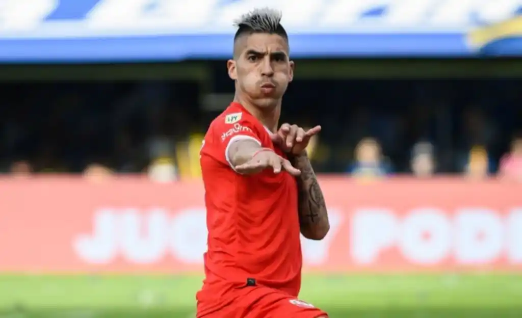 El futbolista Leandro Fernández chocó y fue demorado por dar positivo de alcoholemia