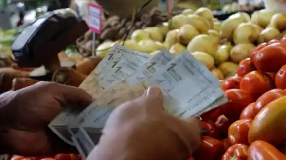 Canasta básica venezolana costó  584 dólares en junio, más de 100 salarios mínimos