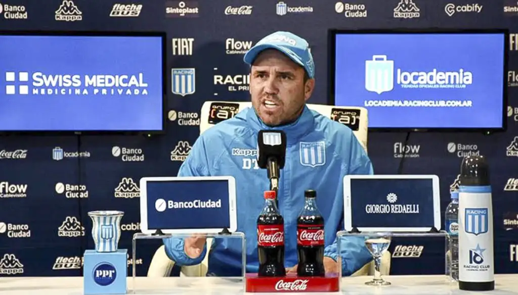 Coudet, con problemas en la búsqueda del once