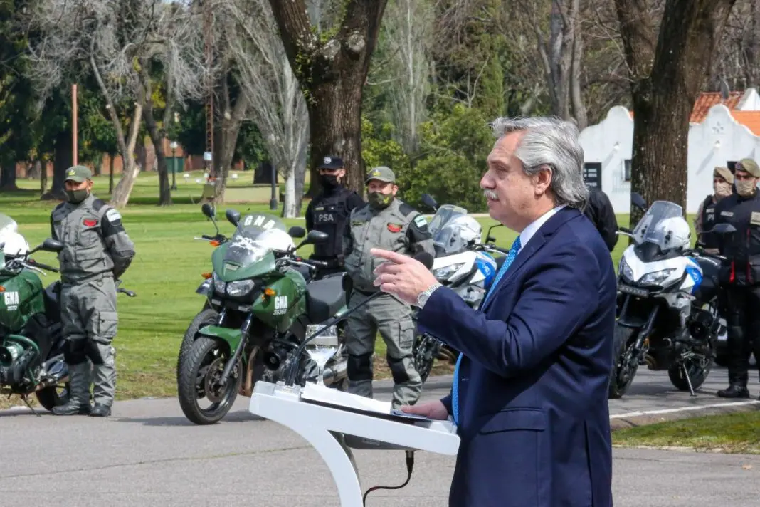 Fernández endureció su discurso contra la inseguridad y prometió ser “implacable”