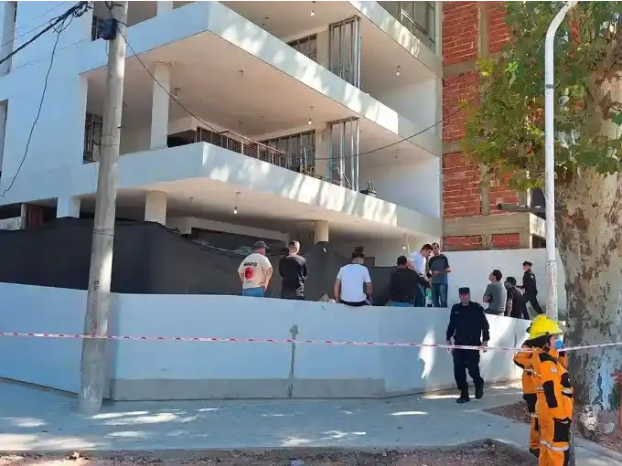 Encontraron un cadáver dentro de una pared en una obra de Colón: investigan un homicidio "premeditado y macabro"