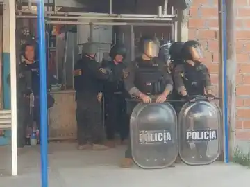 "No soportó más el secreto": menor contó que fue abusada por un comerciante y los vecinos se enfrentaron con la policía