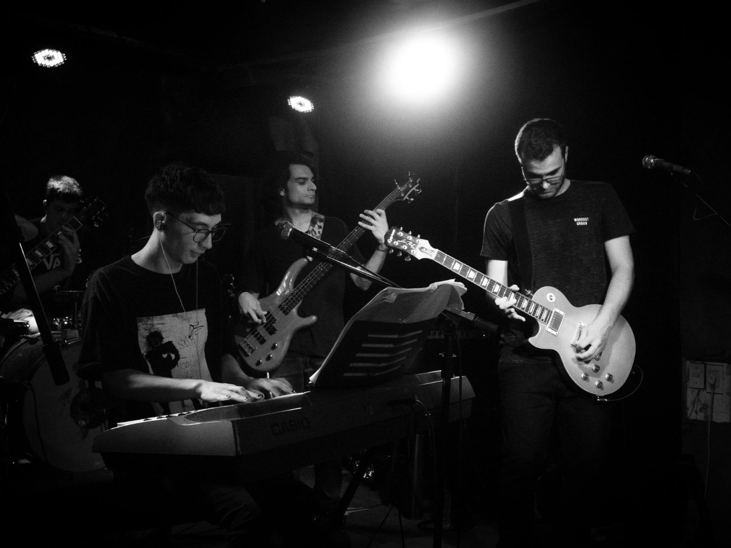 Una Noche de Rock y Folklore Nacional en Mole Club