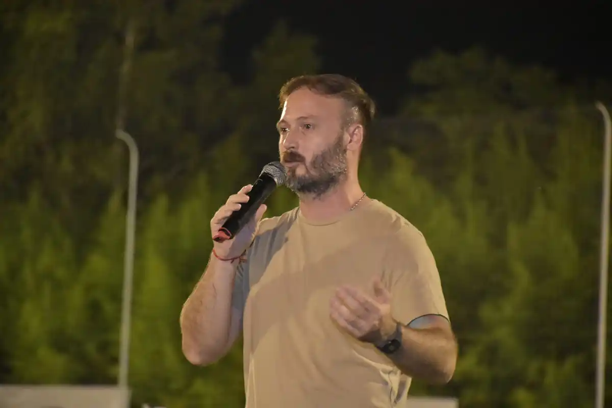 Azcué apoyó a Milei tras su discurso en el Congreso