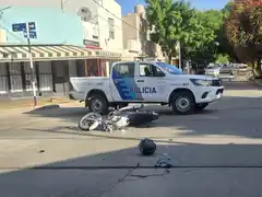 Un hombre debió ser trasladado al Hospital tras protagonizar un accidente en moto