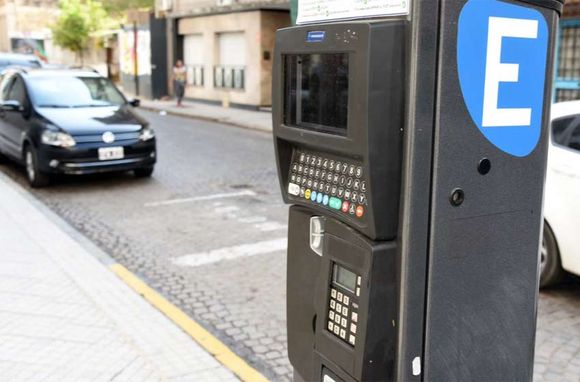 Municipalidad suspendió el estacionamiento medido y carriles exclusivos hasta el 31 de mayo