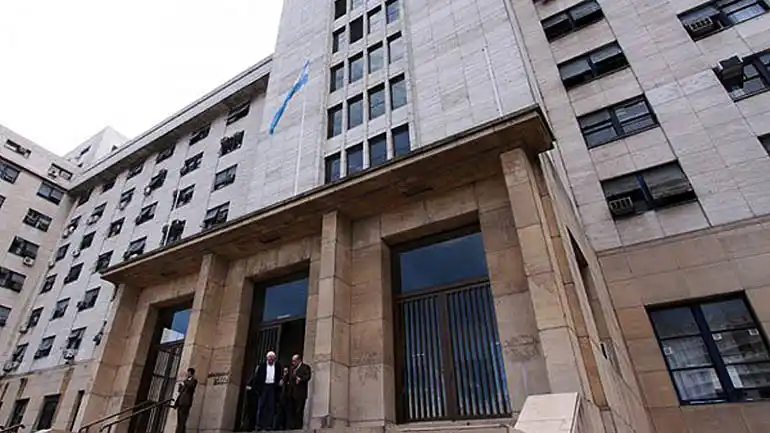 Sortearon los jueces que investigarán la denuncia de Nisman