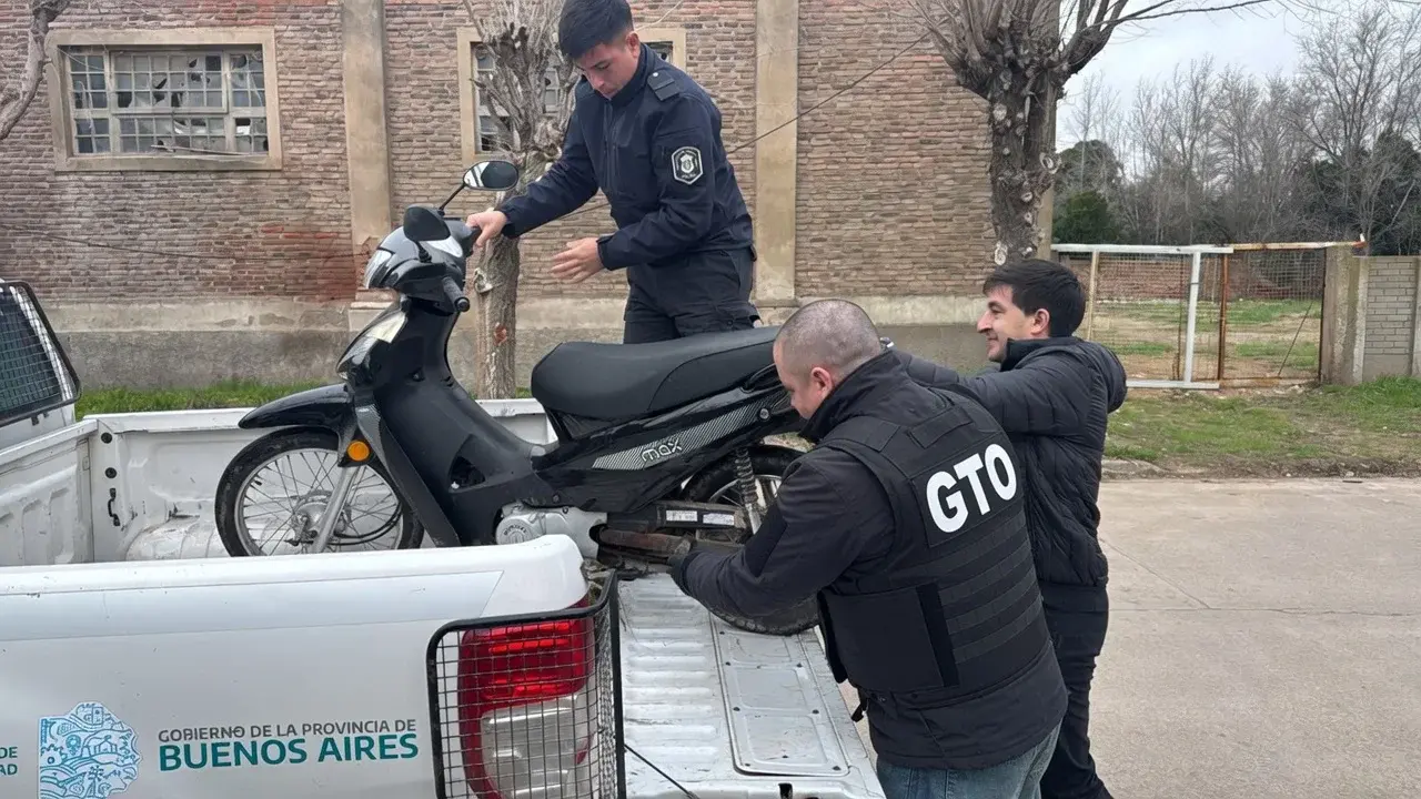 Chaves: la Policía recuperó una moto robada e identificó a los autores del hecho