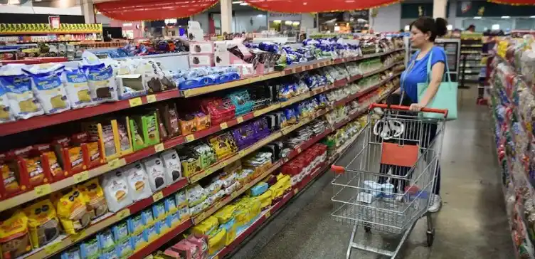 Los supermercados registraron una marcada baja en las ventas, debido a la caída del consumo.