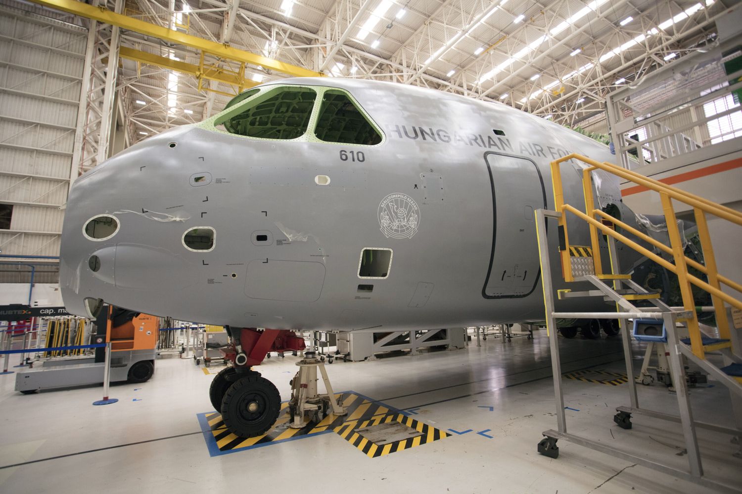 El primer KC-390 Millennium de Hungría va tomando forma