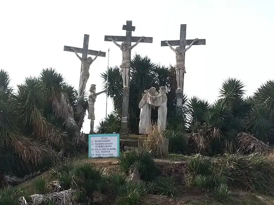 Reordenamiento del Parque Unzué y reubicación del Vía Crucis 