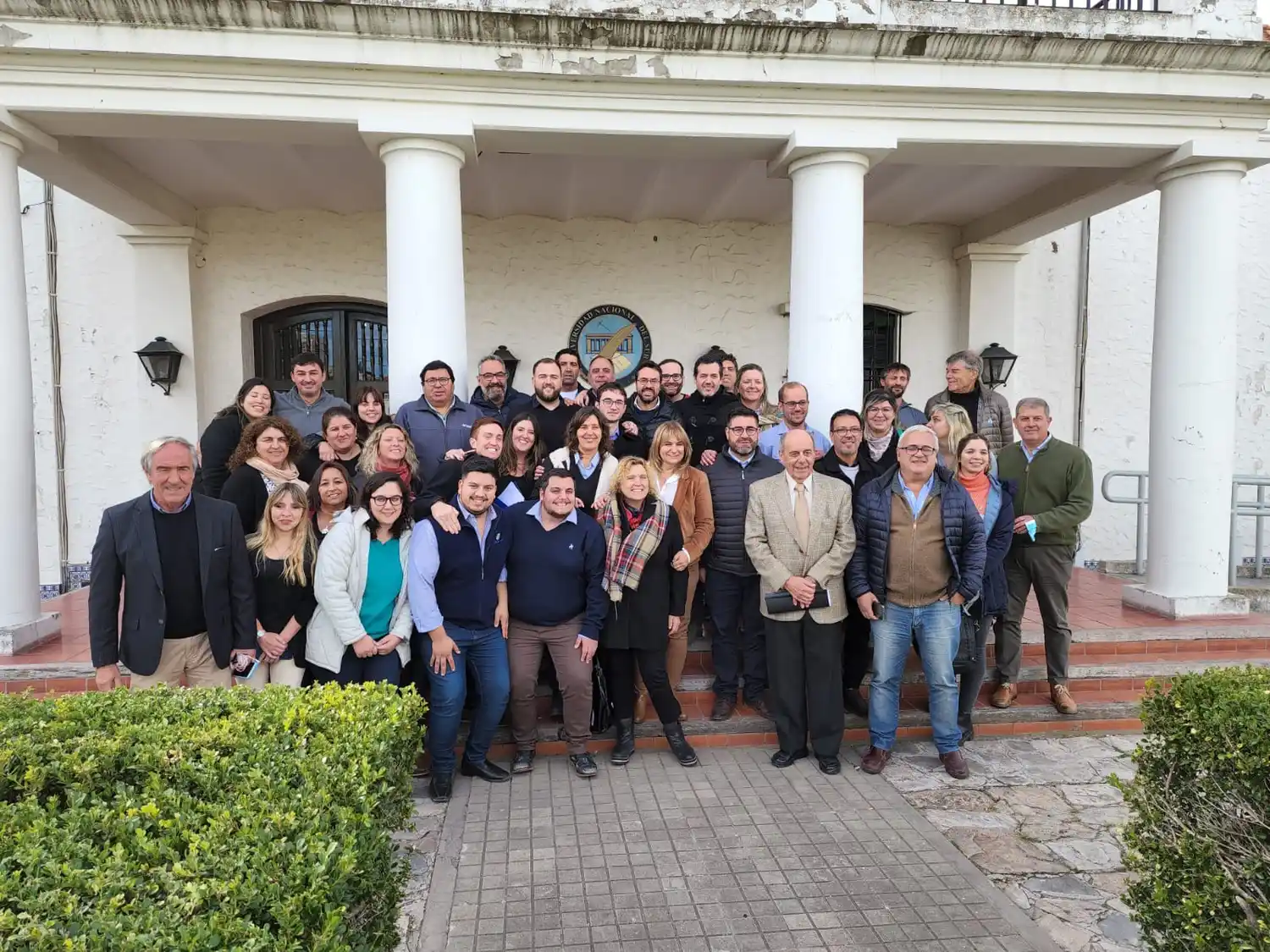 La UCR realizó una jornada para difundir un proyecto de ley que busca mayor autonomía municipal