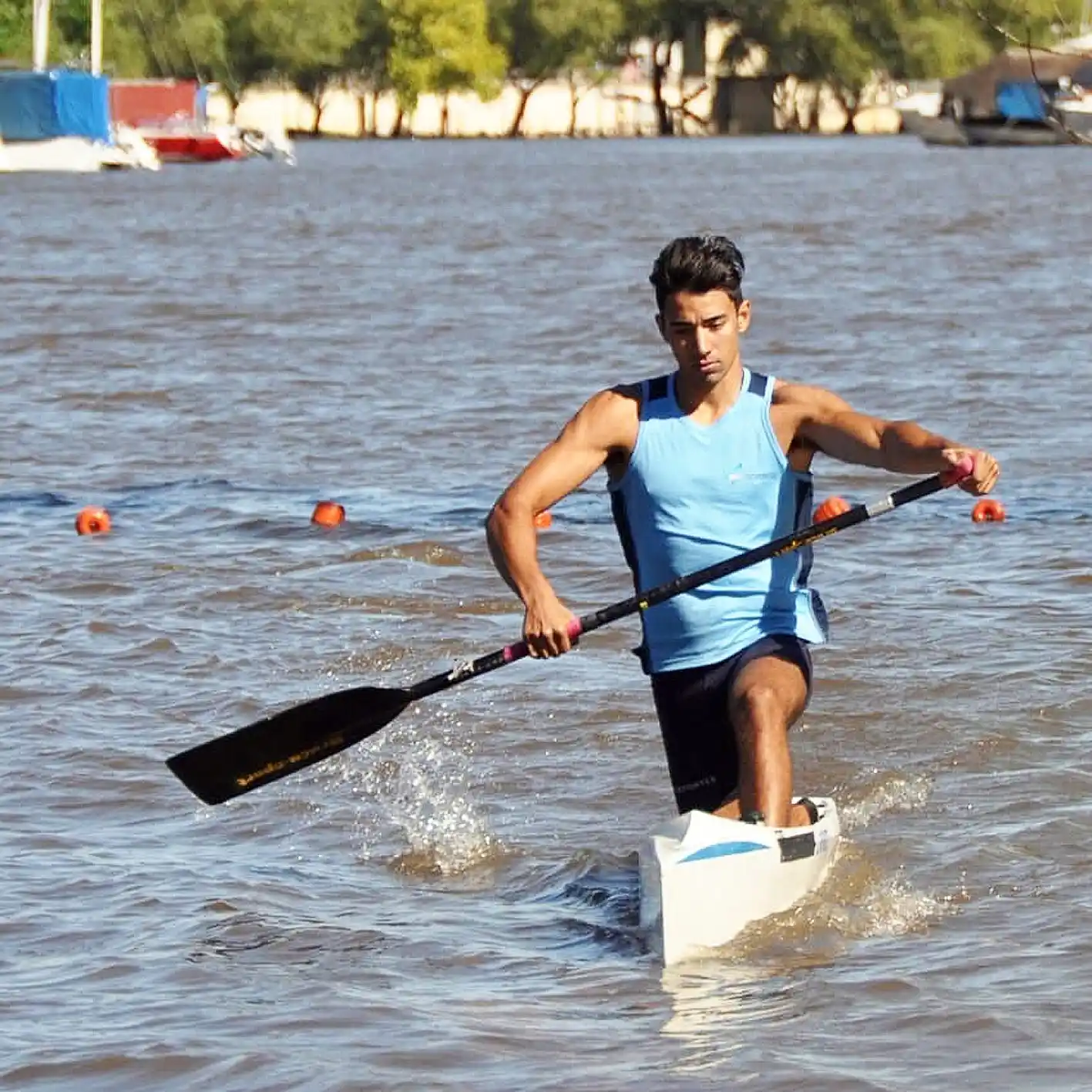 Debuta Luciano Méndez con la ilusión de poder llegar a la final