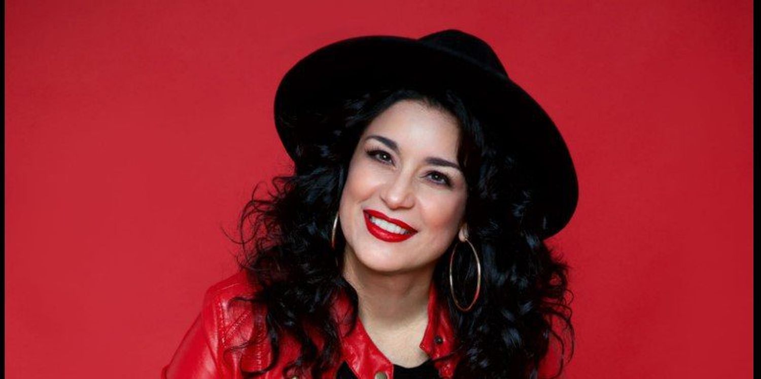¡LO VUELVE A HACER! Karina genera polémica por este acto (Video)