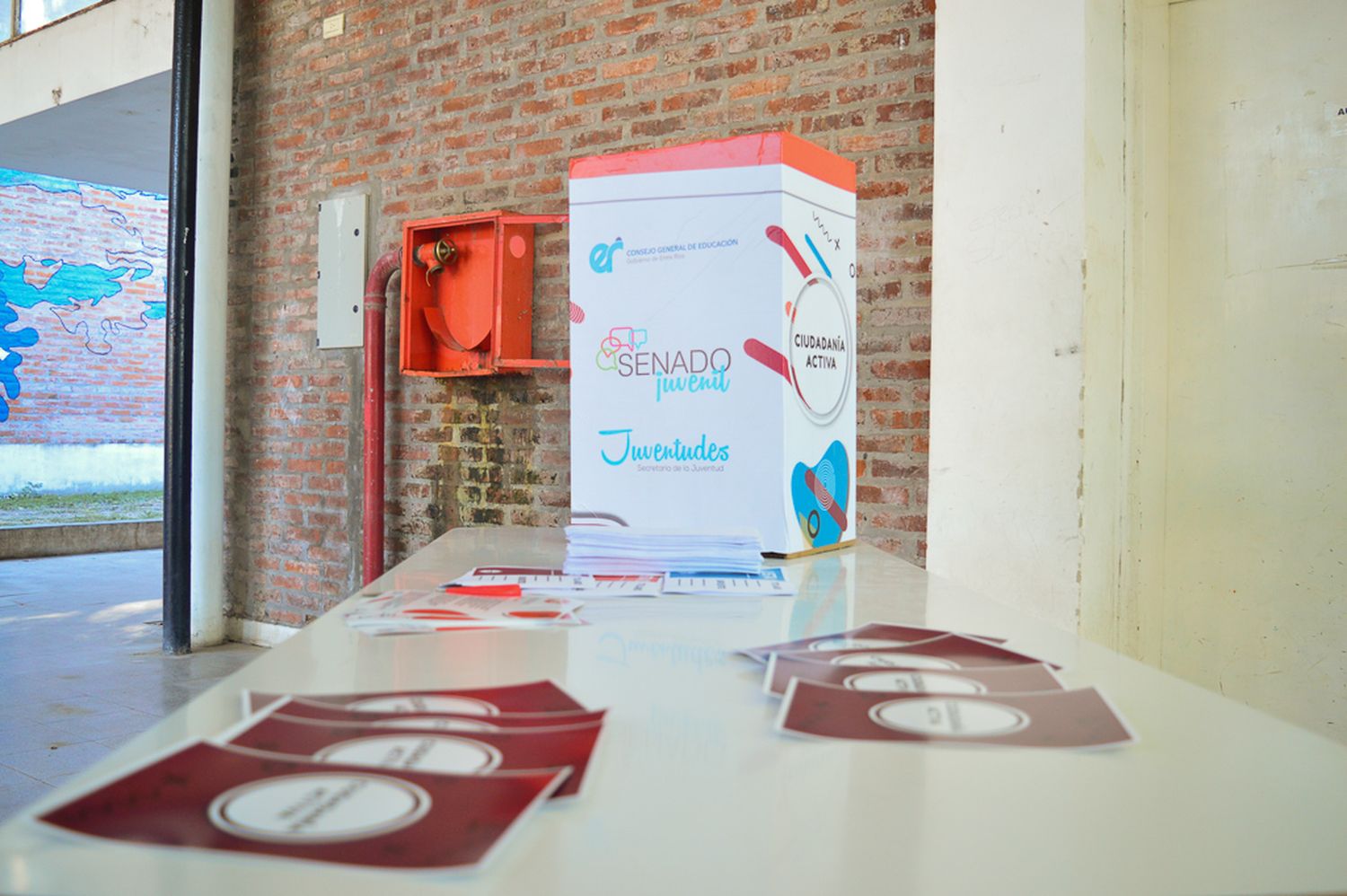 Realizan talleres con jóvenes sobre el primer voto
