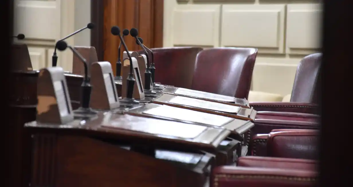 Disputa por una de las 22 bancas por la minoría de la integración del futuro cuerpo. Crédito: Manuel Fabatía