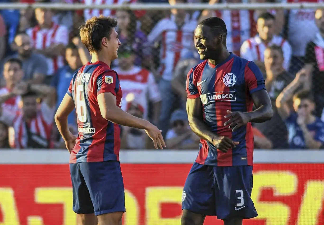 Gattoni y Zapata serán titulares en San Lorenzo.