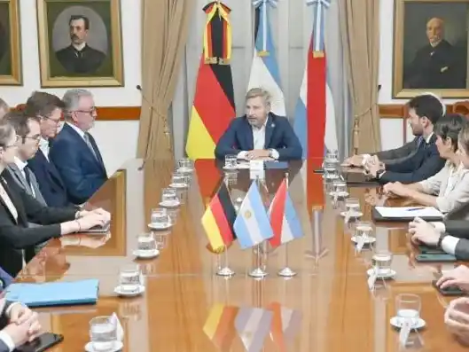 Frigerio busca afianzar vínculos económicos y culturales con Alemania