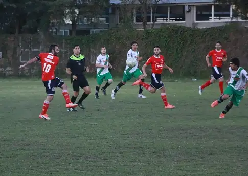 Independiente juega un partido clave por la permanencia