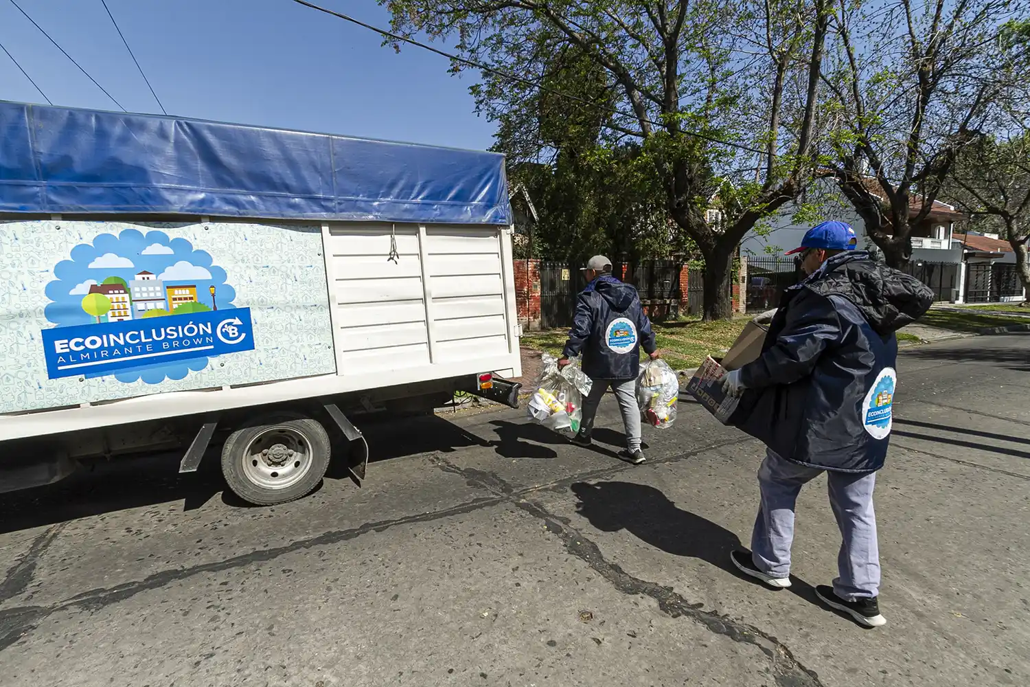 Almirante Brown: Cada vez son más los vecinos que se suman al sistema de recolección diferenciada