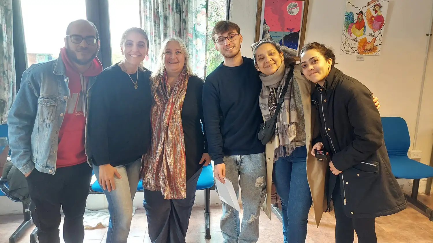 Inauguraron la muestra colectiva "Arte en Movimiento" en Puerto Ruiz