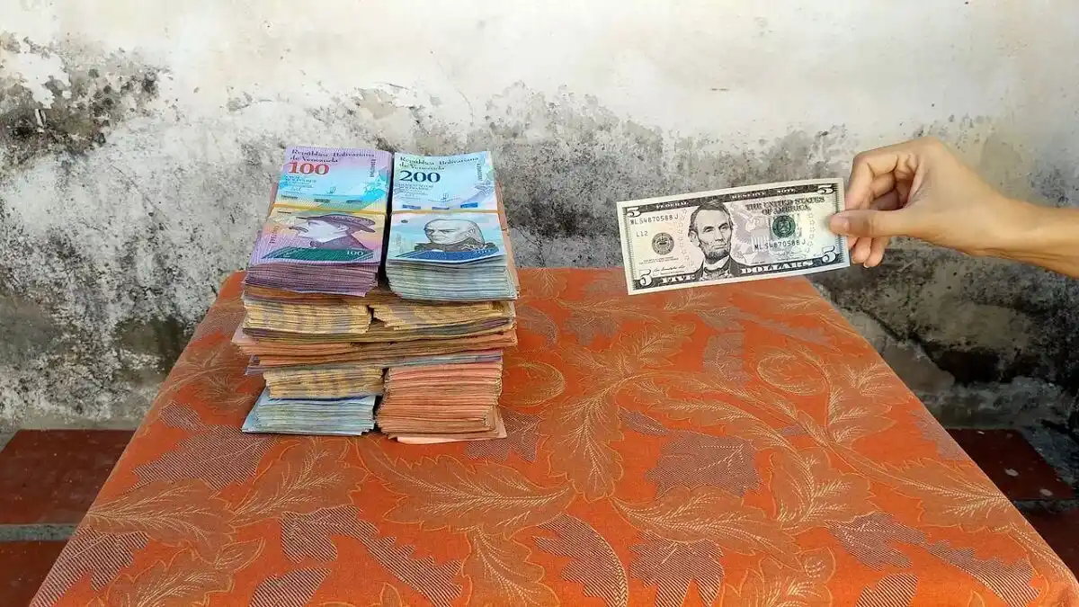 ¿VENEZUELA SE ARREGLÓ? Así fue el aumento del dólar oficial y del paralelo durante el 2022