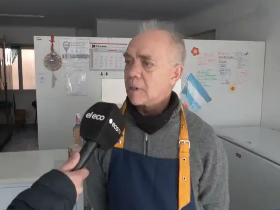 Dos jovenes rompieron la vidriera de un comercio y el propietario deberá afrontar gran parte del gasto