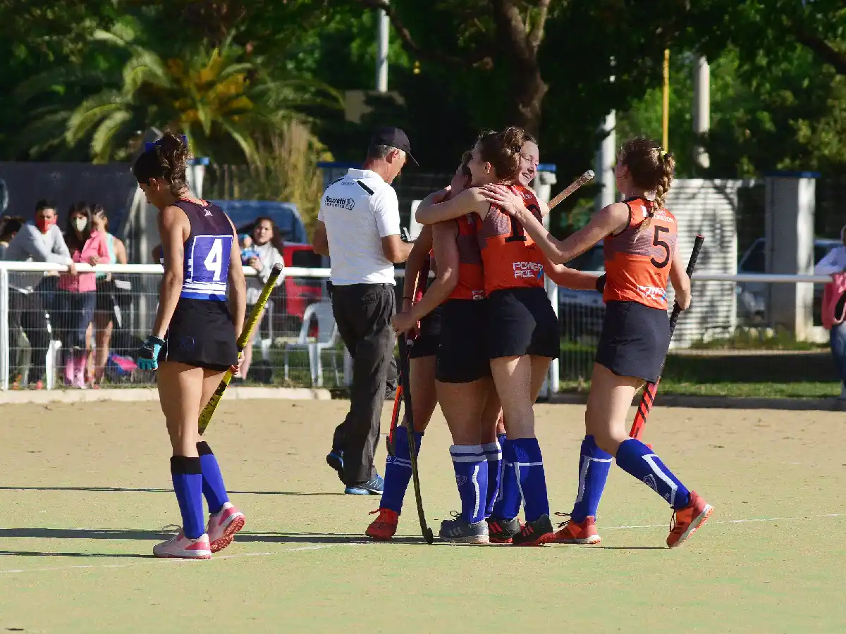 Antártida se trajo un empate de Córdoba