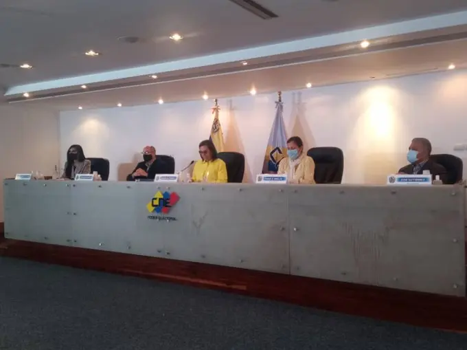 CNE del régimen anuncia 14.400 postulados para las parlamentarias del 6-D